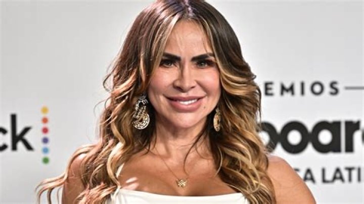 Aylín Mújica biografía, edad, altura, esposa, net worth, familia