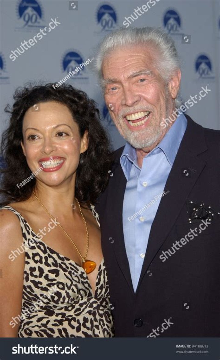 James Coburn Biography, Age, Height, Wife, Net Worth, Family