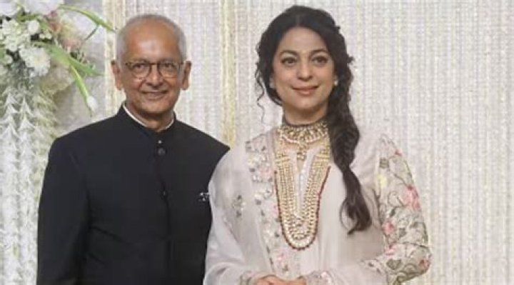 Juhi Chawla Biography, Age, Height, Husband, Net Worth, Family