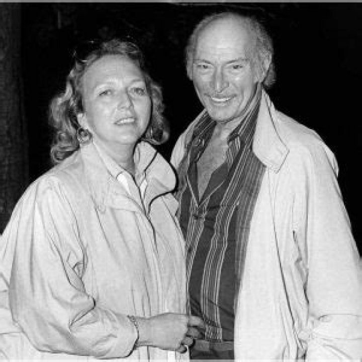 Lee Van Cleef Biography, Age, Height, Wife, Net Worth, Family