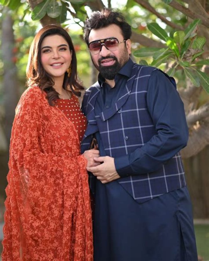 Nida Yasir Biography, Age, Height, Husband, Net Worth, Family