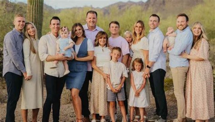 Sheldon Robins Biography, Age, Height, Wife, Net Worth, Family