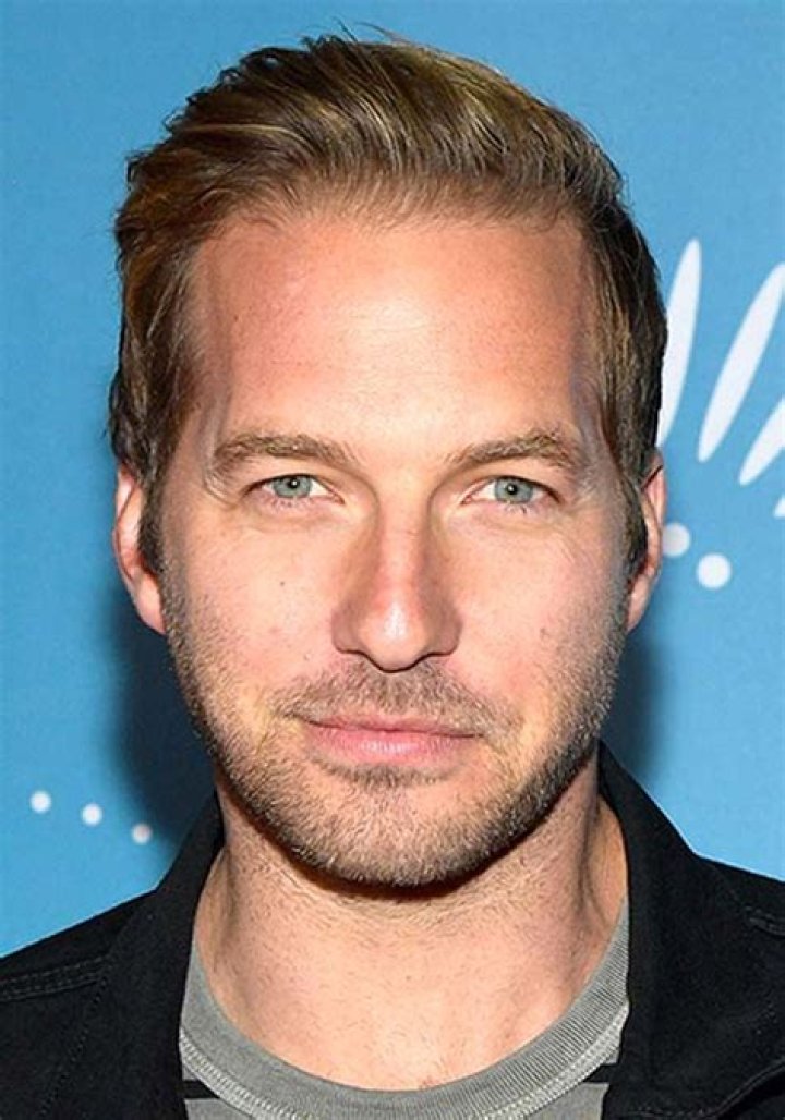 Travis Hansen biografía, edad, altura, esposo, net worth, familia